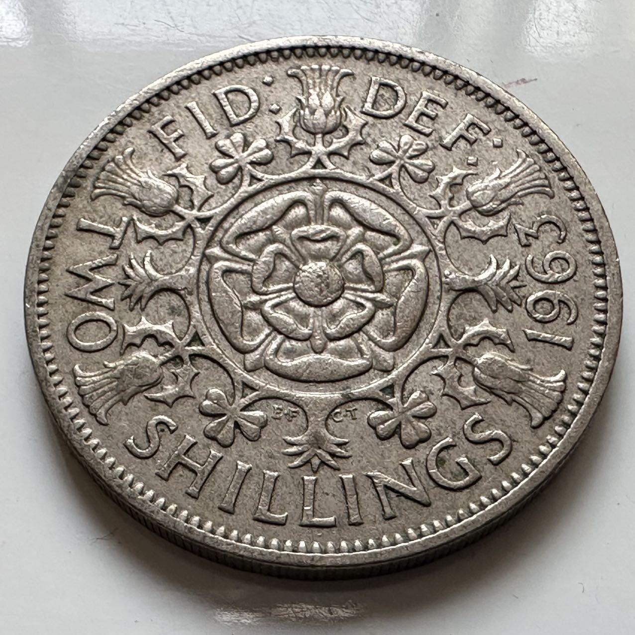 🌹外币初藏🌹🐯2025年第129场  每周二四六晚8️⃣点 接代拍 英国1963年两先令