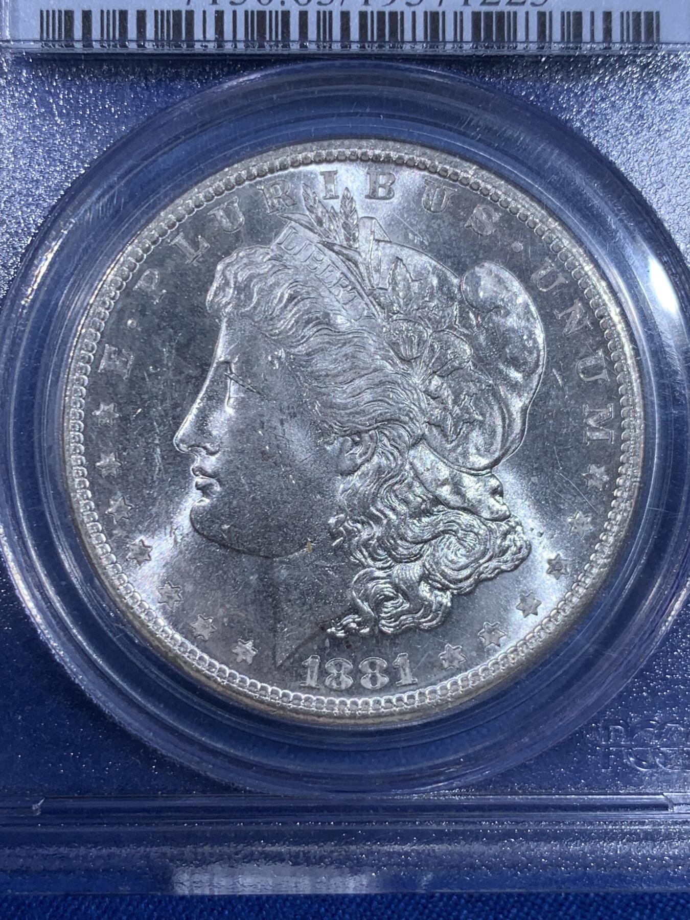 《竞宝斋》第439场 周日，周一，周二 3场连拍 （全场包邮） PCGS MS63 美国1881年摩根银币 绝版早期盒，模具初深打，有类镜面感，状态极佳，转光强烈