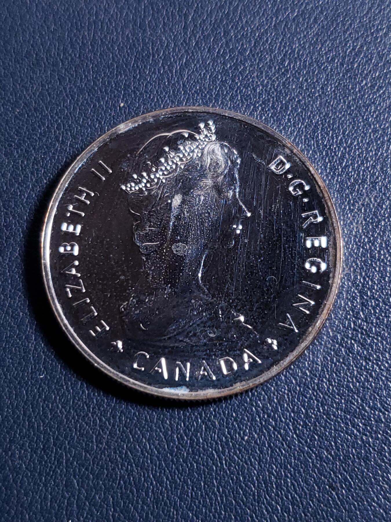 世界各国银币章专场（第24场） 【绝版】1985年加拿大国家公园百年（伊丽莎白二世女王头像）纪念1元银币