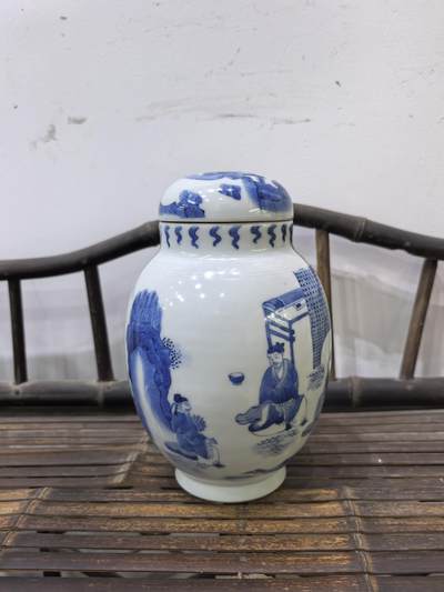 回流青花人物罐