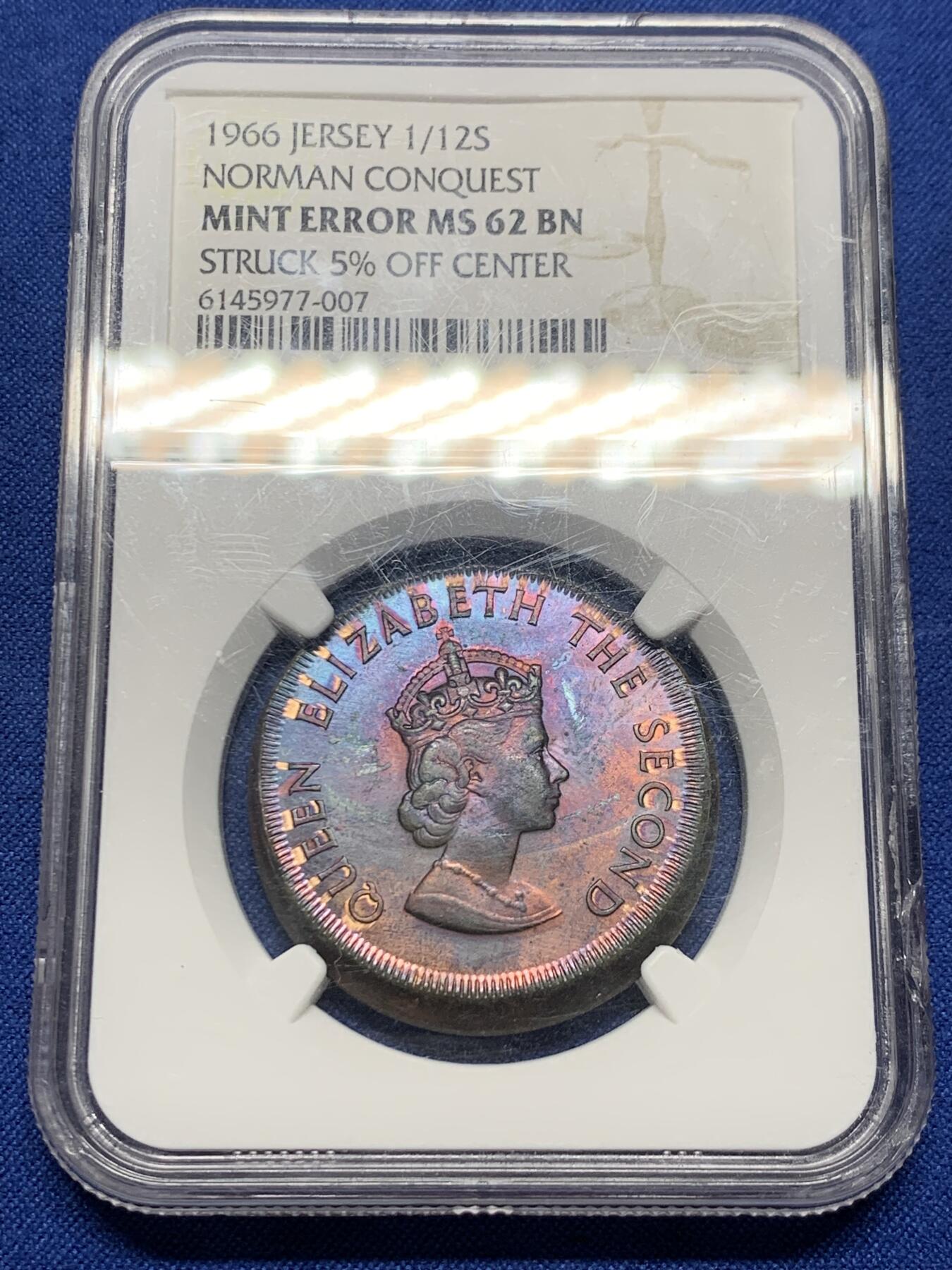 《竞宝斋》第439场 周日，周一，周二 3场连拍 （全场包邮） NGC MINT ERROR MS62BN 1966年英属泽西1/12先令铜币 整币蓝紫彩，偏打5%，字体位移，位移痕迹明显，盒子正面右下角有小磕