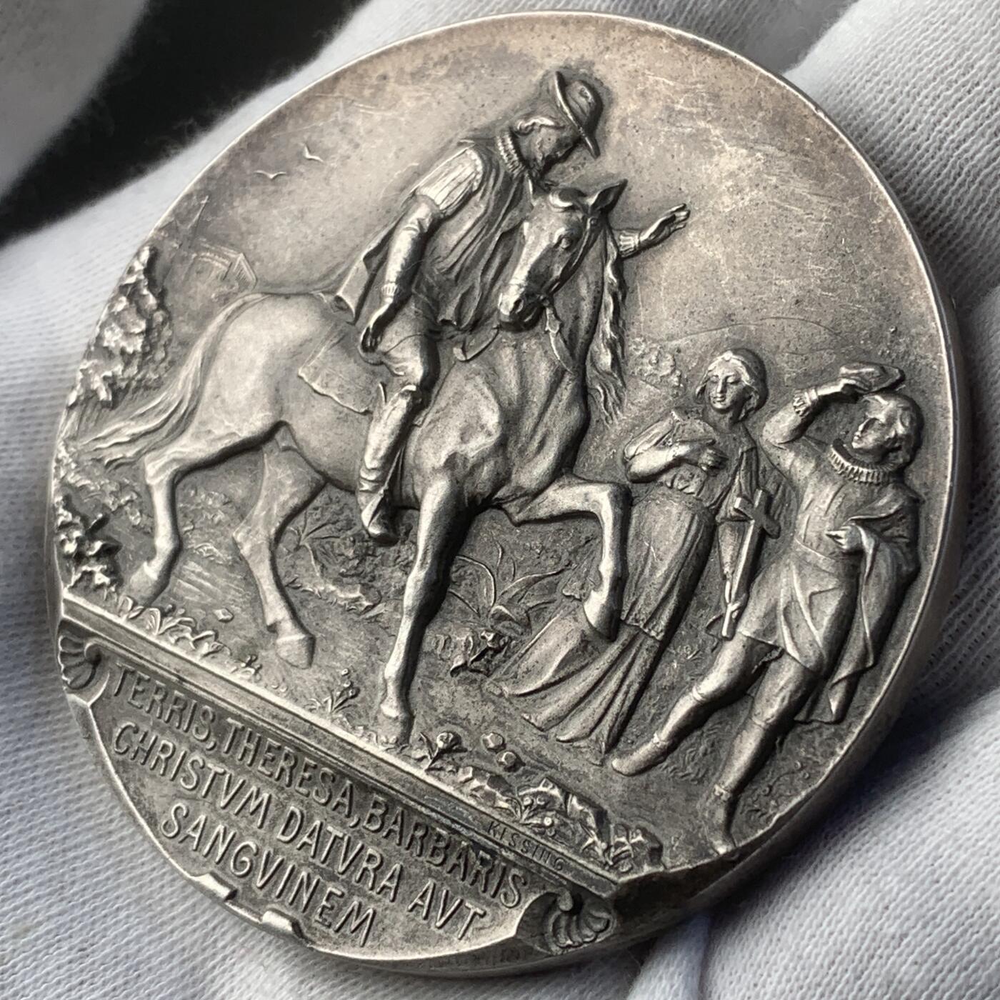 掌中浮雕-藏着的欧洲第042场 1922年西班牙圣女圣特蕾莎封圣300周年镀银纪念章，60mm