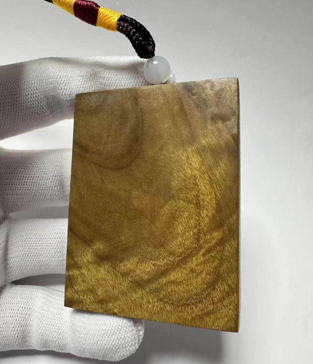 零元拍：L002 金丝楠牌子，香喷喷的小金砖，金光闪闪，4.7×6.1×1.4CM