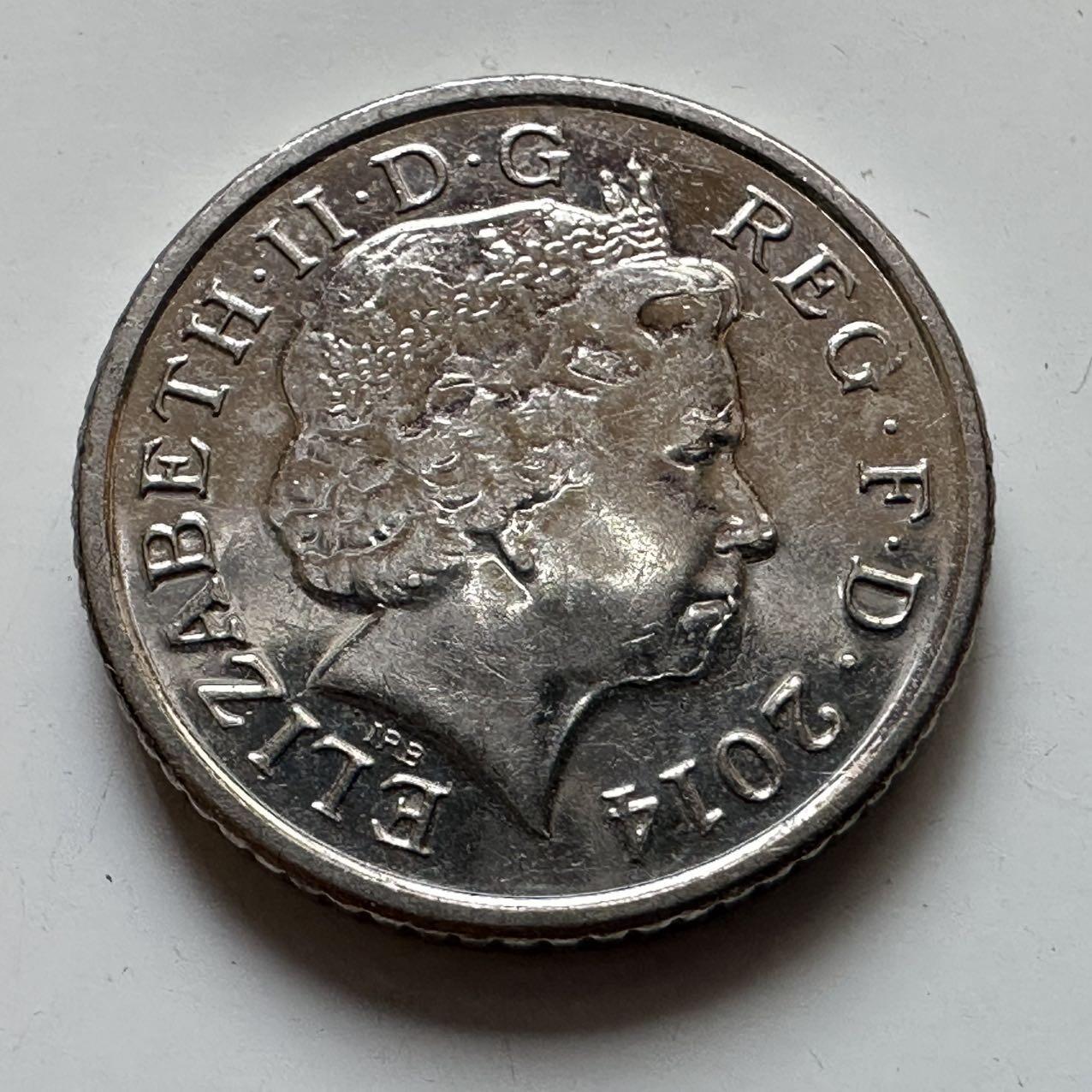 🌹外币初藏🌹🐯2025年第129场  每周二四六晚8️⃣点 接代拍 英国2014年五便士