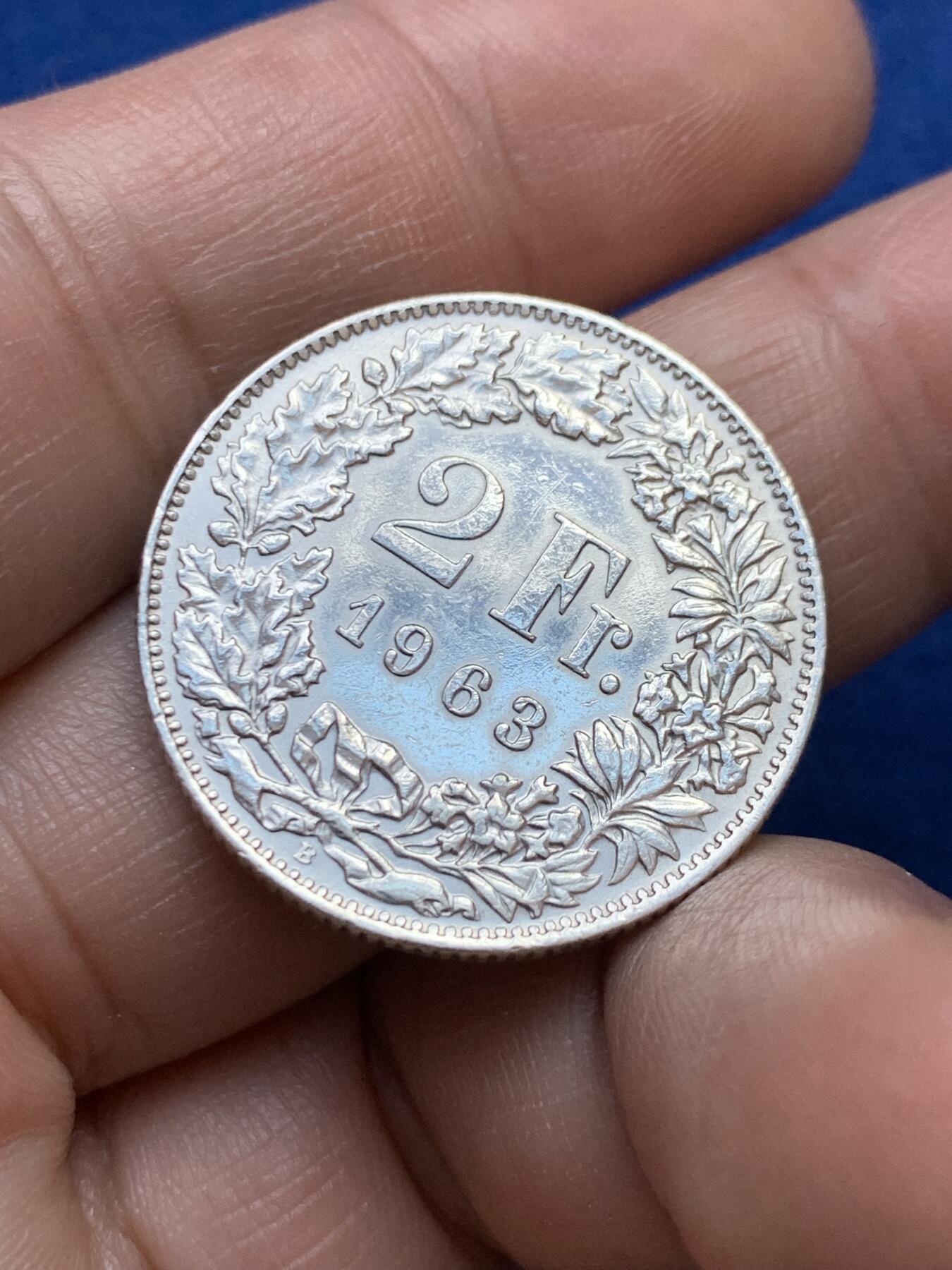 《竞宝斋》第439场 周日，周一，周二 3场连拍 （全场包邮） 瑞士 1963年 赫尔维蒂女神 2法郎 银币