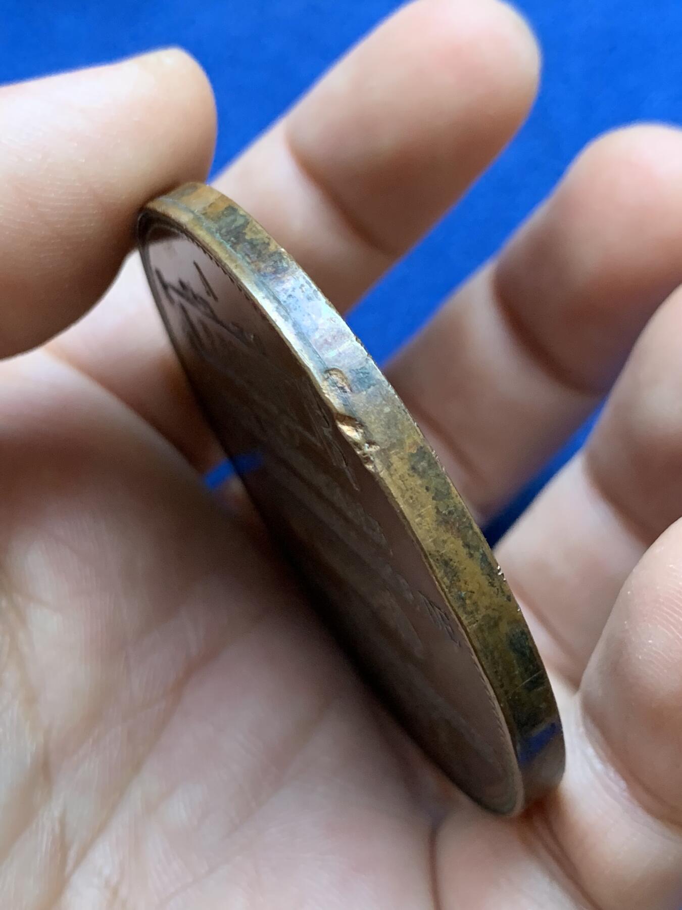 《竞宝斋》第439场 周日，周一，周二 3场连拍 （全场包邮） 1893年法国陶瓷业协会颁发纪念铜章 86.15克 57.2mm