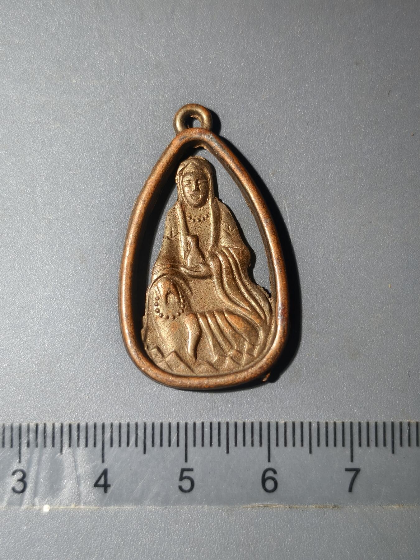 86期回流戒指饰品杂件纪念章丝路钱币专场 佛牌