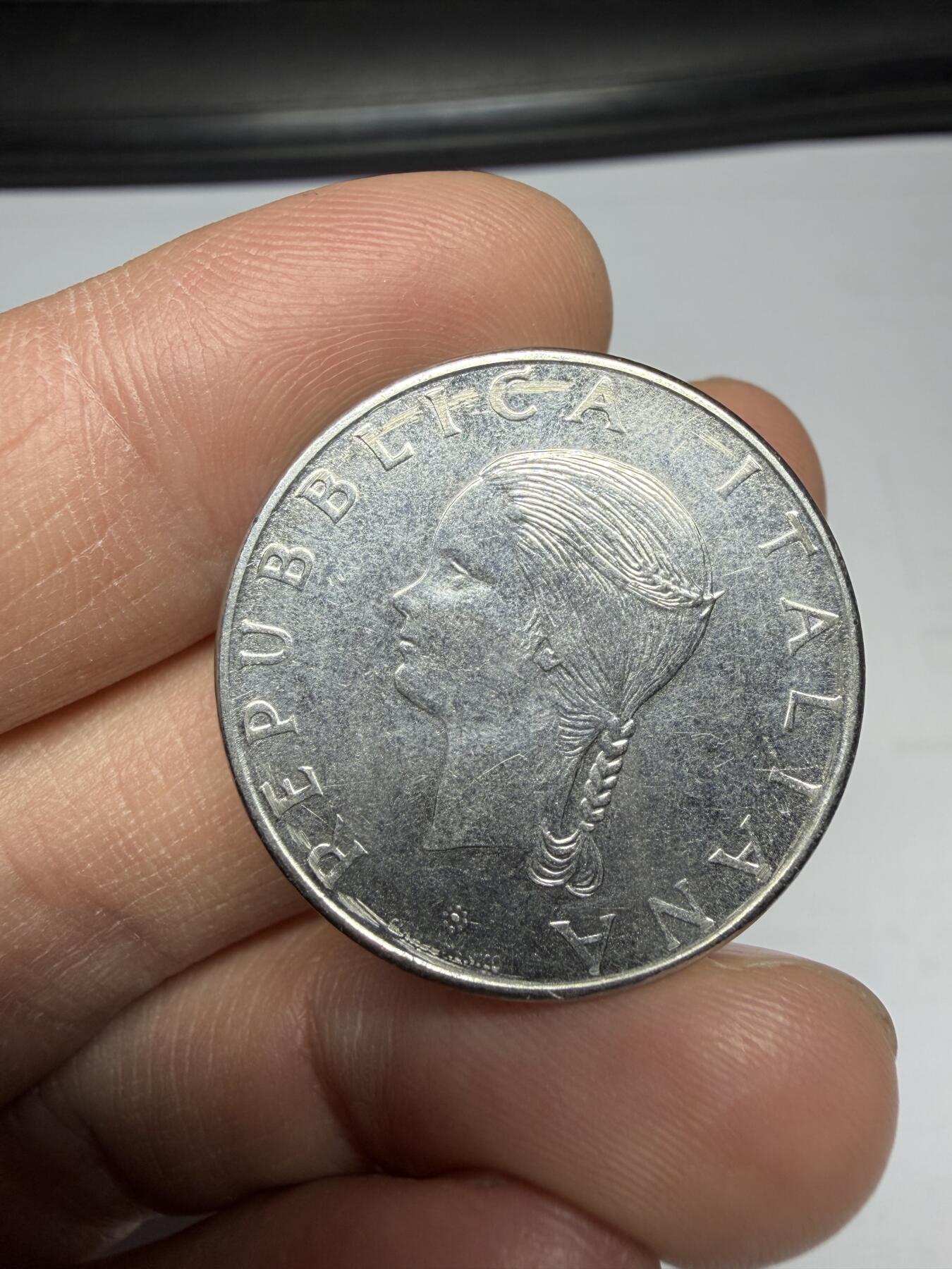 2025年集古藏今外币拍卖第十期-第7场—（总第287拍），可以寄存60天，满160元包邮。 1979年意大利100里拉Fao