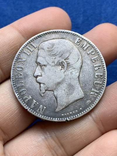 《竞宝斋》第439场 周日，周一，周二 3场连拍 （全场包邮） - 法国1856年拿破仑三世5法郎大银币，光头版。