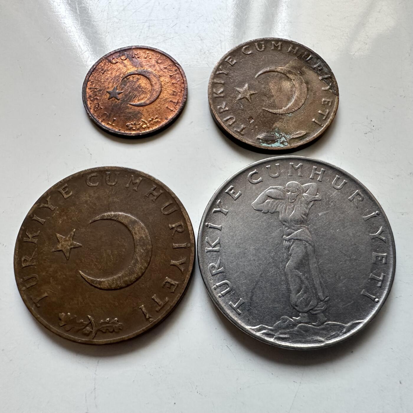 🌹外币初藏🌹🐯2025年第129场  每周二四六晚8️⃣点 接代拍 土耳其老版小面值四枚