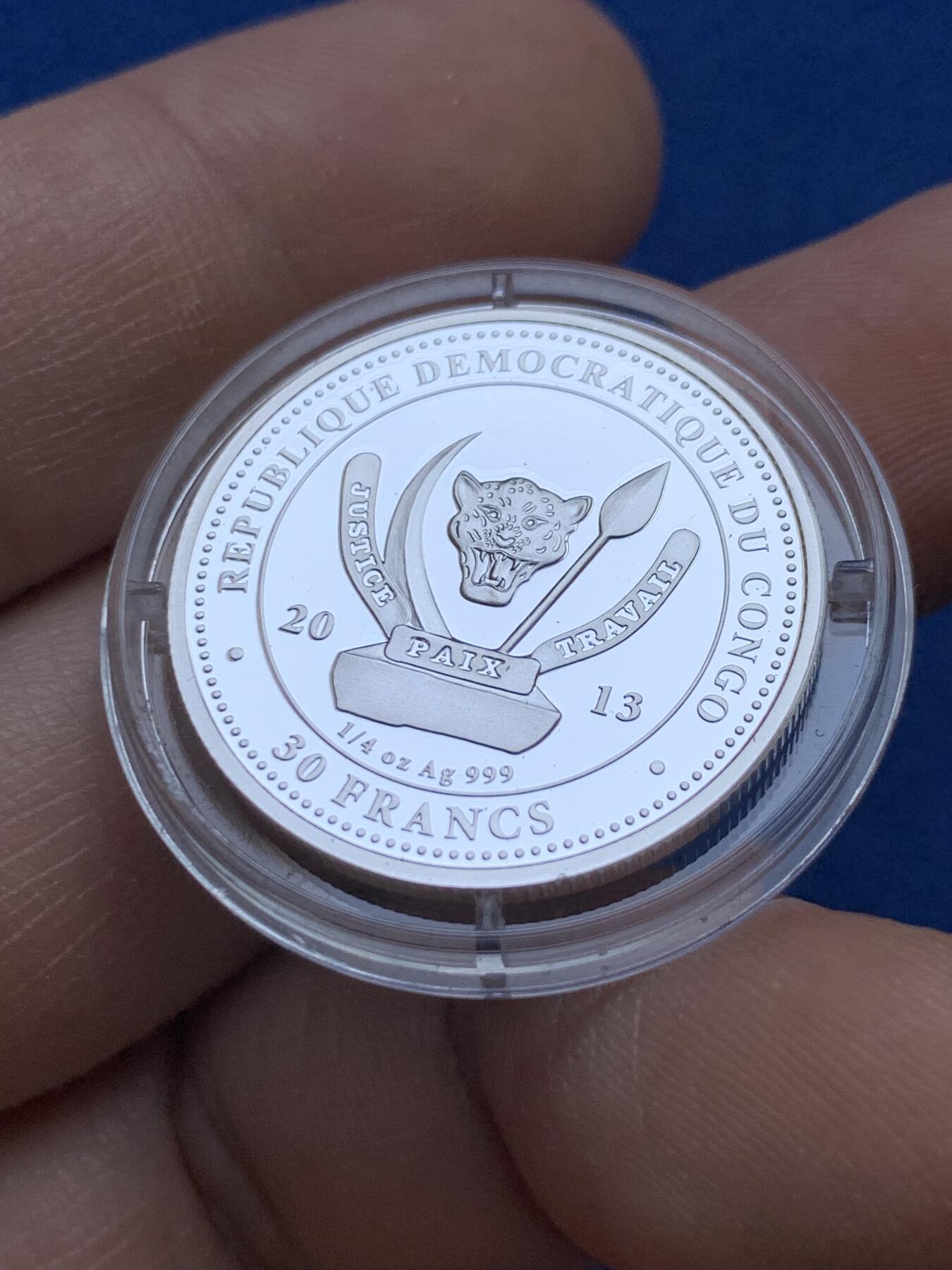 《竞宝斋》第439场 周日，周一，周二 3场连拍 （全场包邮） （少见）刚果2013年30法郎部分镀金精制银币 非洲五霸-犀牛 1/4盎司 999银 发行量3000枚仅在套币中发行