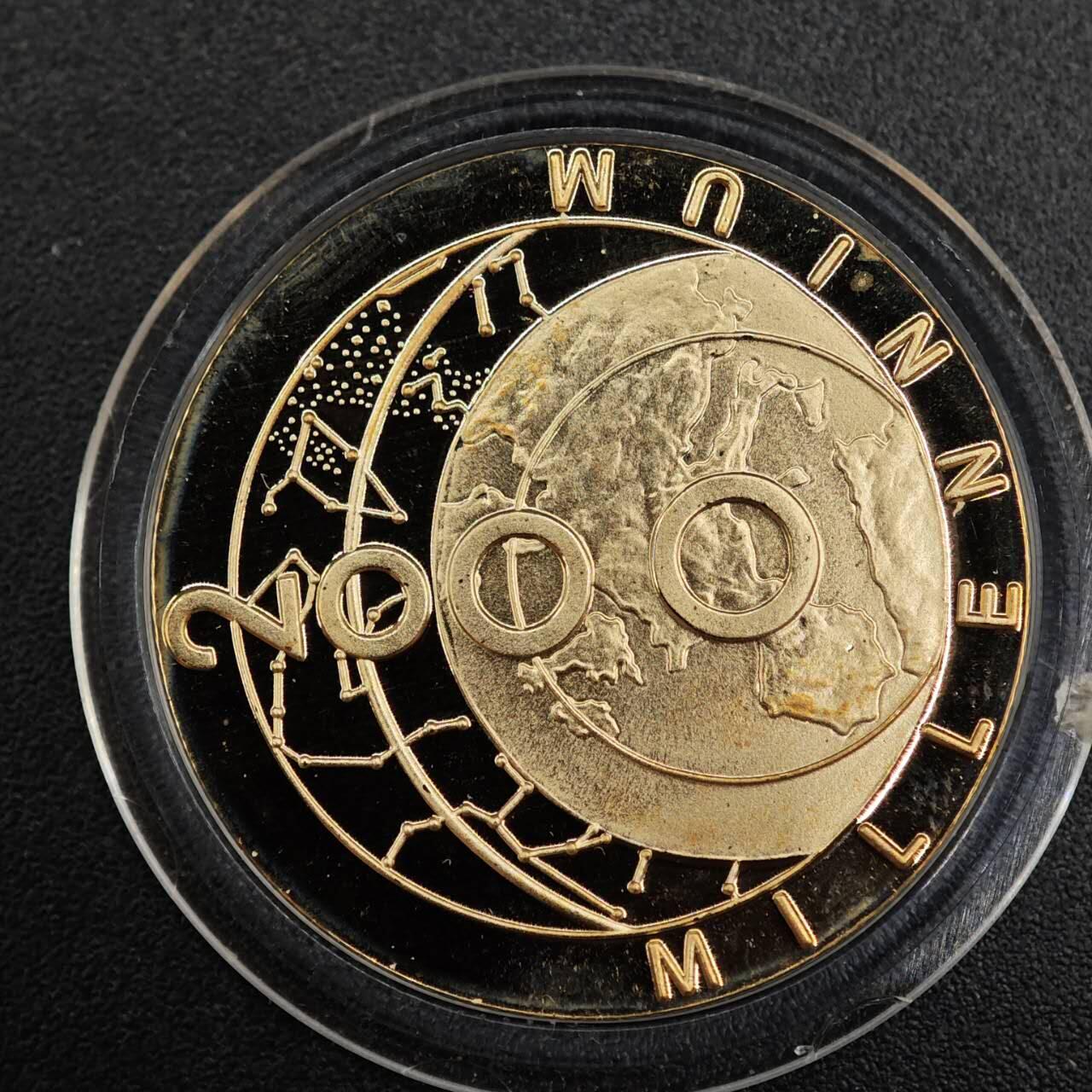 【淘币小摊】实时拍第七百九十九拍   银币套币场   满百包邮可预留二周 每周一统一发货   特克斯凯科斯2000年千禧年25克朗精制银币镀金 重10克925银