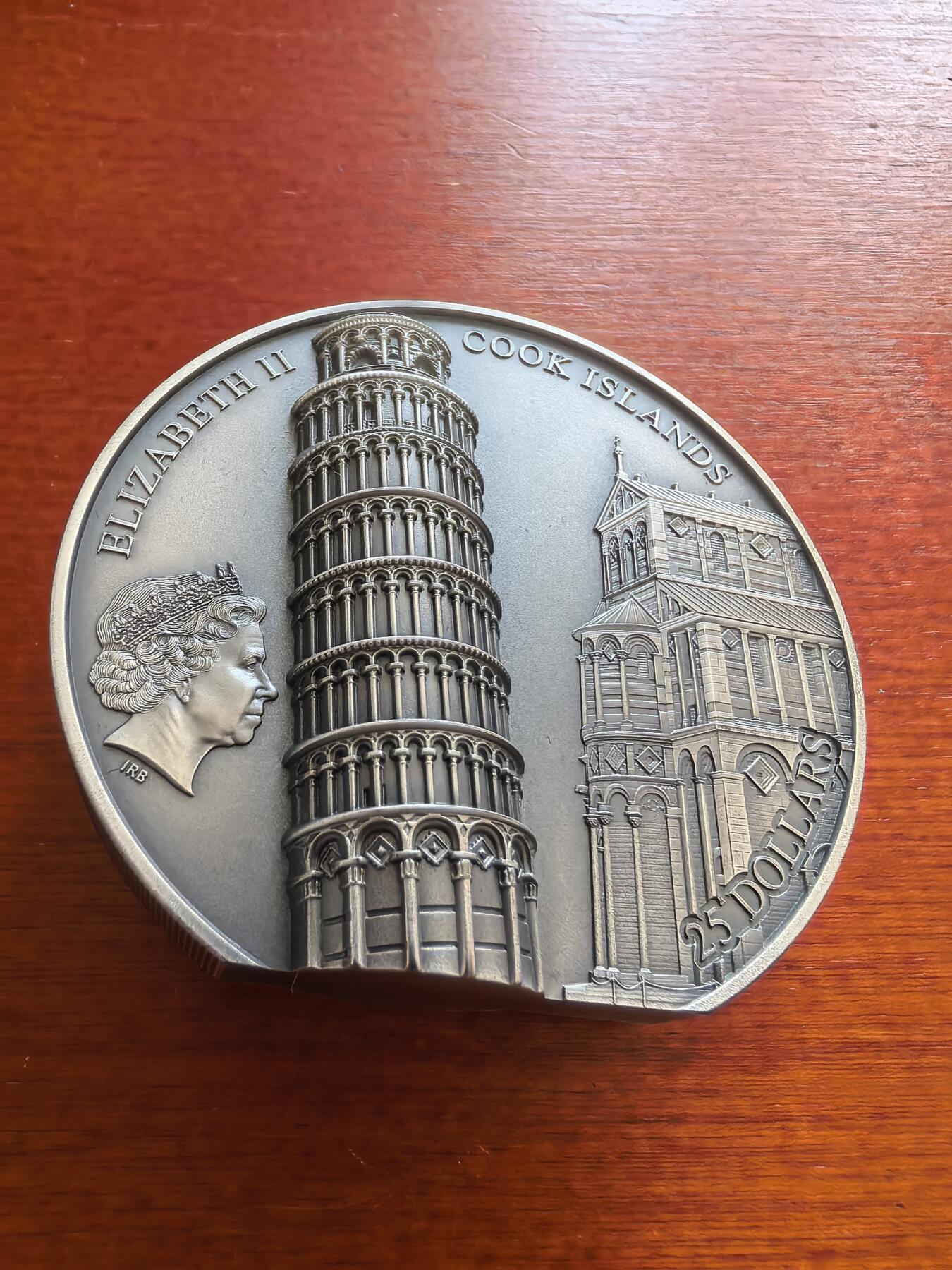 长老汇蛇年精选第七十四场拍卖 2022库克群岛比萨斜塔25元仿古超高浮雕银币，5盎司999银，盒证全，650枚