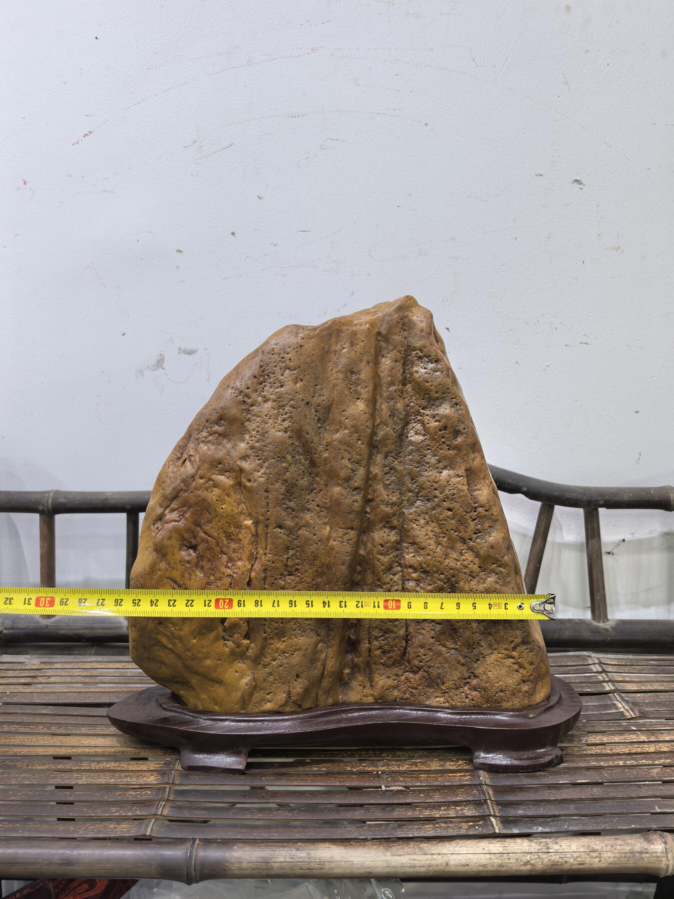 兰馨堂古玩杂项专场 老黄蜡石山子摆件