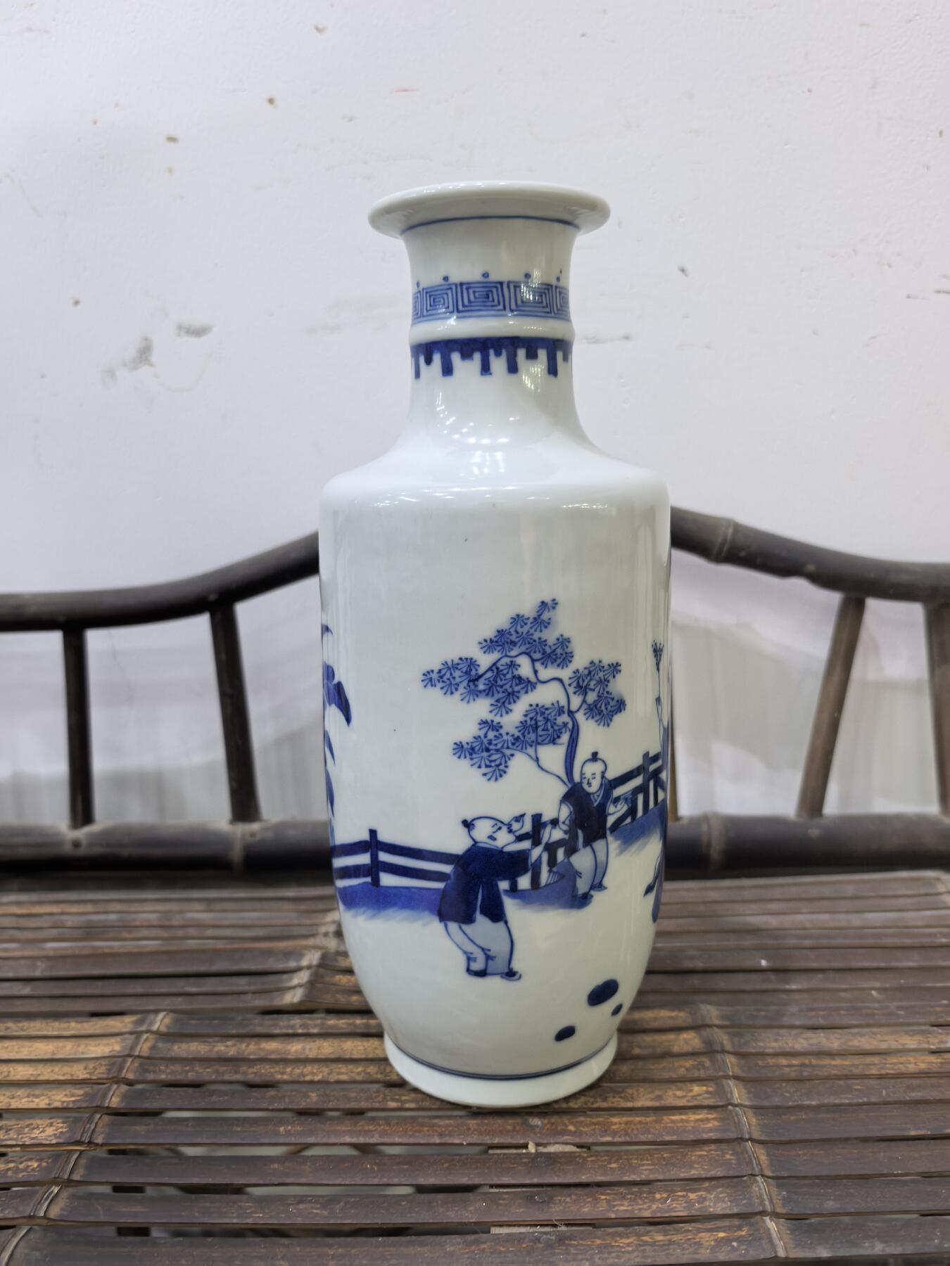 兰馨堂瓷器专场 回流青花瓷器花卉山石人物棒槌瓶