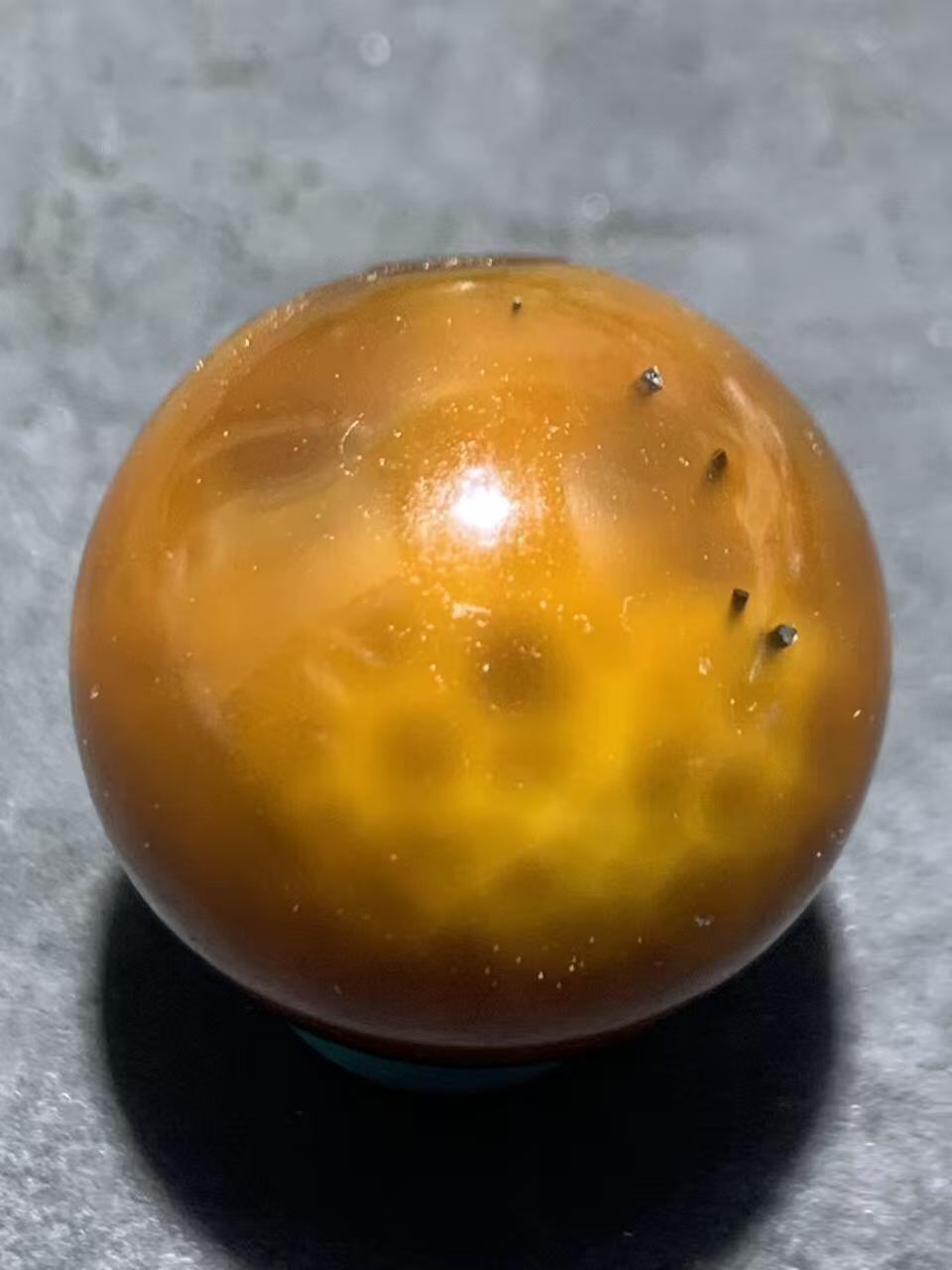 精美冻料原皮战国红玛瑙雕刻天眼图案圆珠一个