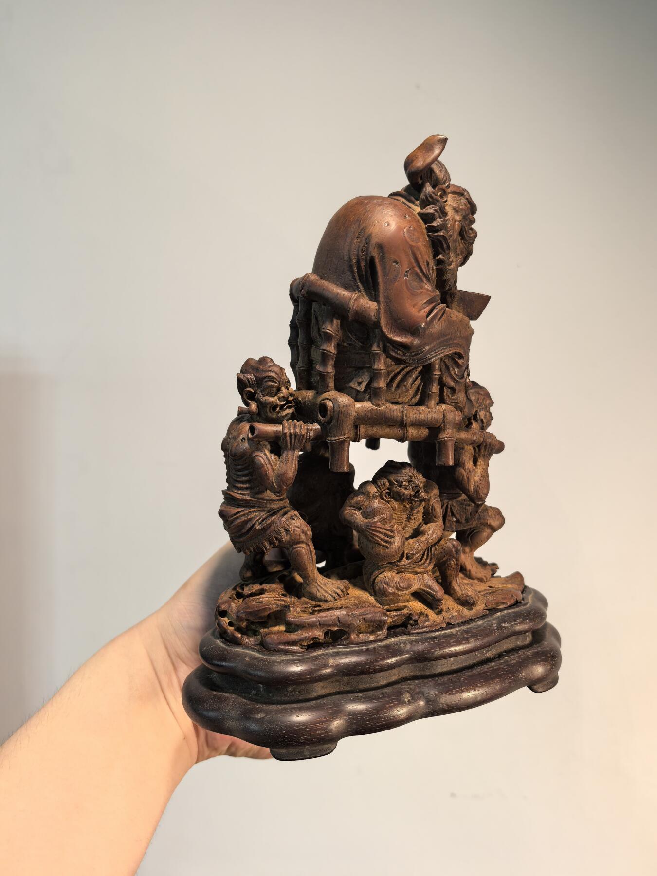 兰馨堂古玩杂项专场 老竹雕名家制钟馗醉酒小鬼抬轿摆件老红木座 