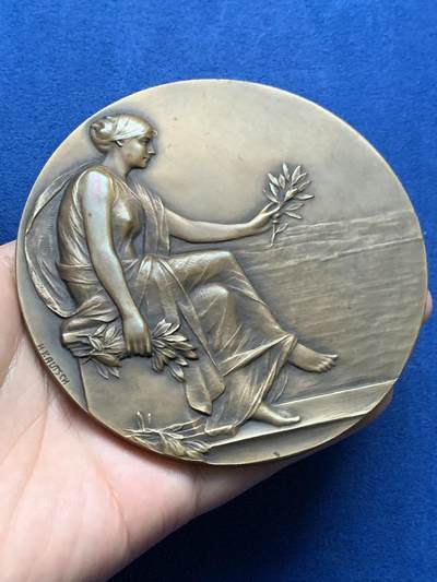 《竞宝斋》第439场 周日，周一，周二 3场连拍 （全场包邮） - 法国女神铜章 重366克 直径102.8mm 原盒