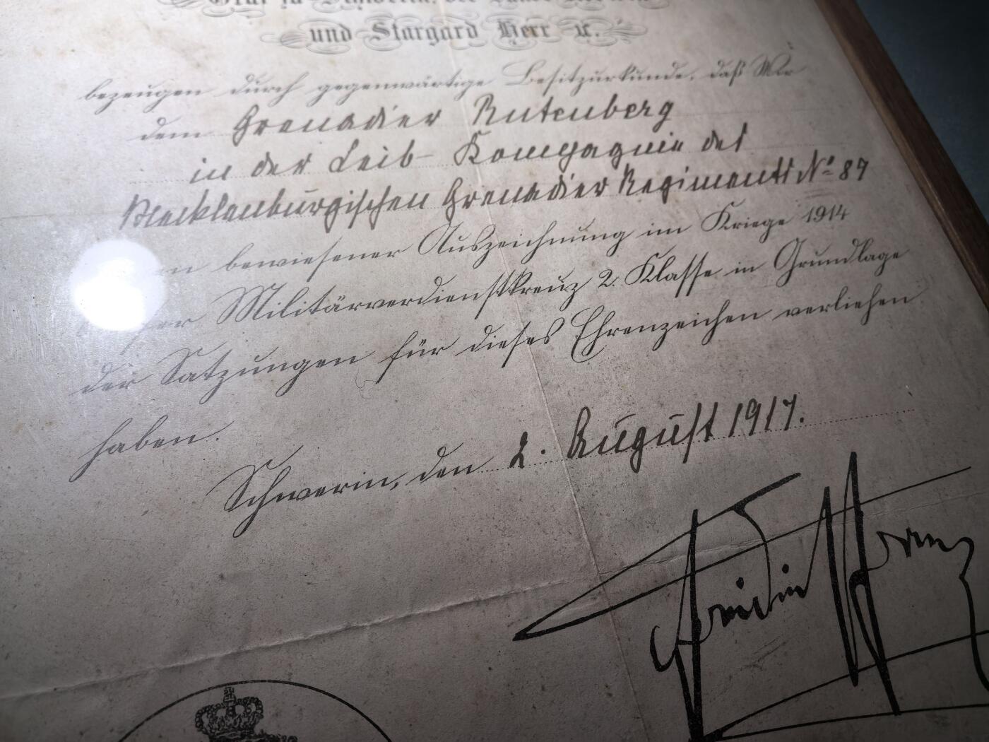 盛世勋华——号角文化勋章邮票专场拍卖第288期 德国（一战）梅克伦堡大公国英勇作战嘉奖令 1917年授予 带装裱框