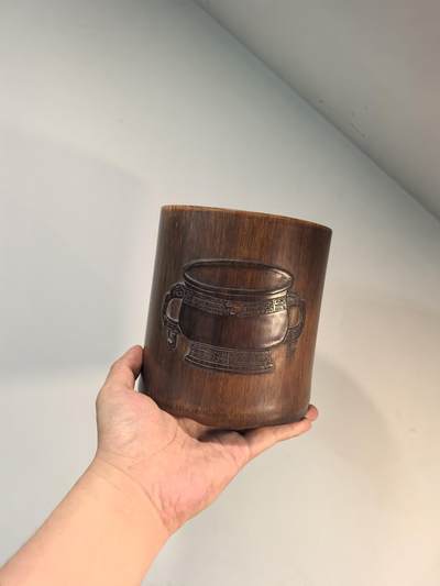 笔筒名家刻竹诗文清供图竹刻笔筒 