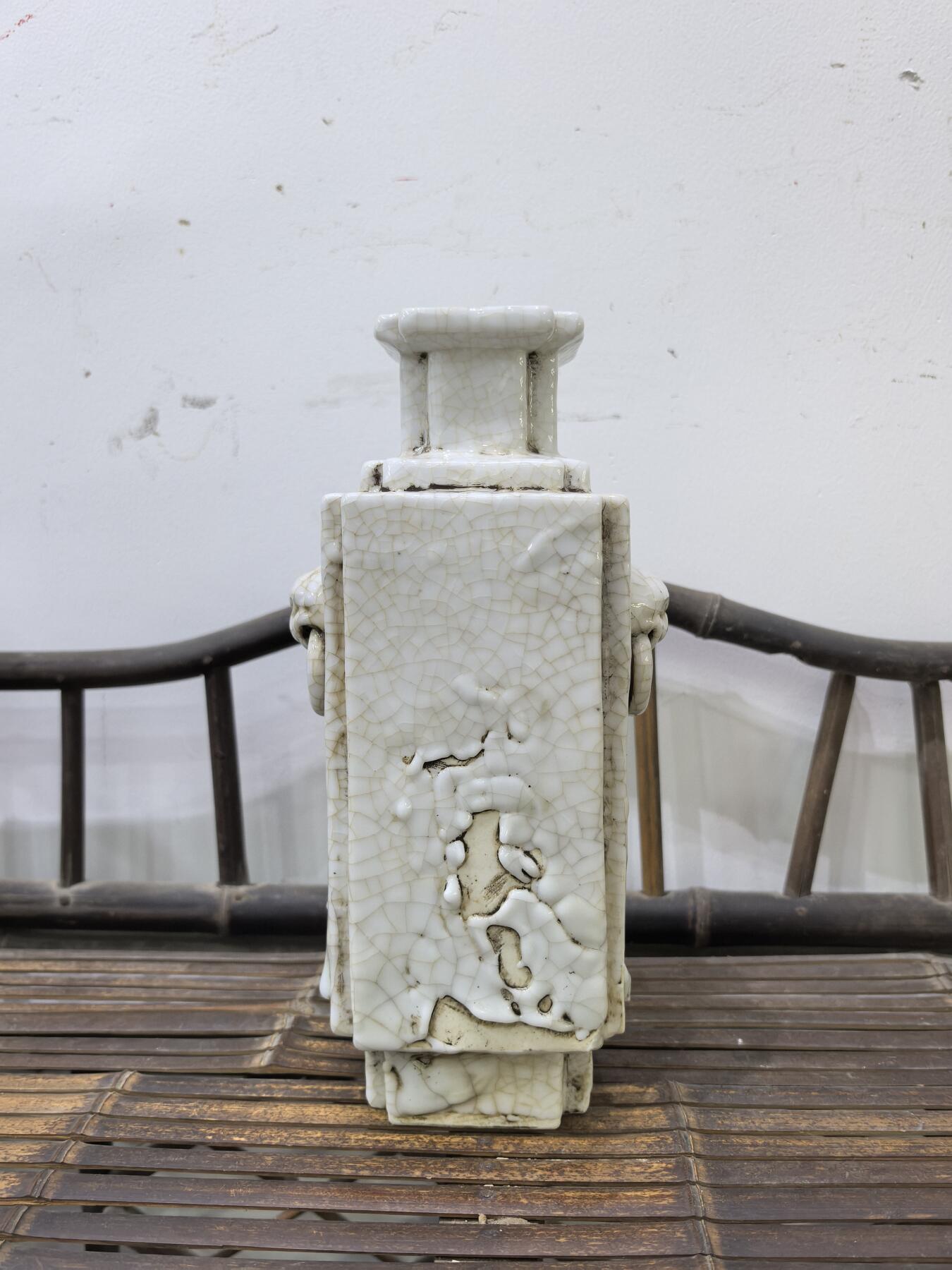 兰馨堂瓷器专场 清代哥釉开碎片瓷四方瓶