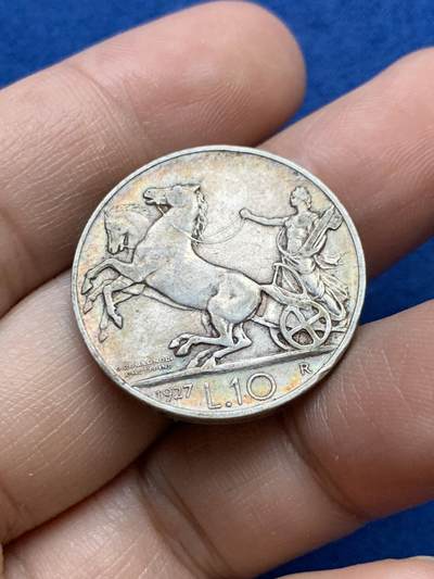 《竞宝斋》第439场 周日，周一，周二 3场连拍 （全场包邮） - 意大利1927年伊曼纽尔三世10里拉银币，包浆好，双马战车女神银币。