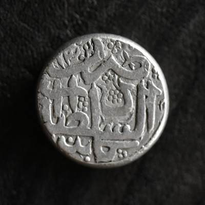 【良泉】第41期【自动场】11月27日晚19.30点开拍！86组，西方古代钱币专场 - 【藏家出品A】1880-1890年，巴拉克宰王朝 1阿富汗卢比，打制正中，形状舒服，该币种毕业级的品相。9.01克