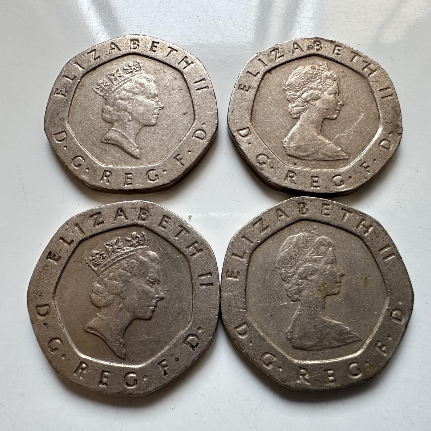 🌹外币初藏🌹🐯2025年第129场  每周二四六晚8️⃣点 接代拍 英国20便士四枚