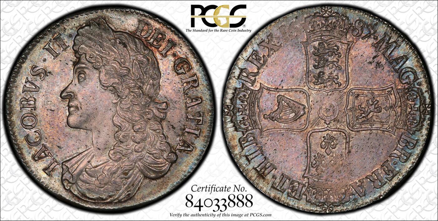 万国钱币拍卖第055期 PCGS MS63 1687年英国詹姆斯二世克朗 斯图亚特王朝复辟后第二位国王 柔美的英式乌云五彩倒影包浆 机铸纹清晰可见 底板转光依旧 WING金标认证的顶级状态 对于一枚17世纪的英国克朗来说已是可遇不可求的典藏品质