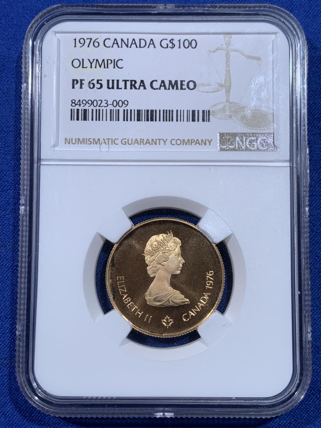 《竞宝斋》第439场 周日，周一，周二 3场连拍 （全场包邮） NGC PF65UC 原光加拿大1976年100元精制金币，真皮原盒带证书齐全，917金  约17g，金价再度上涨，原汁原味品相味道一流。
