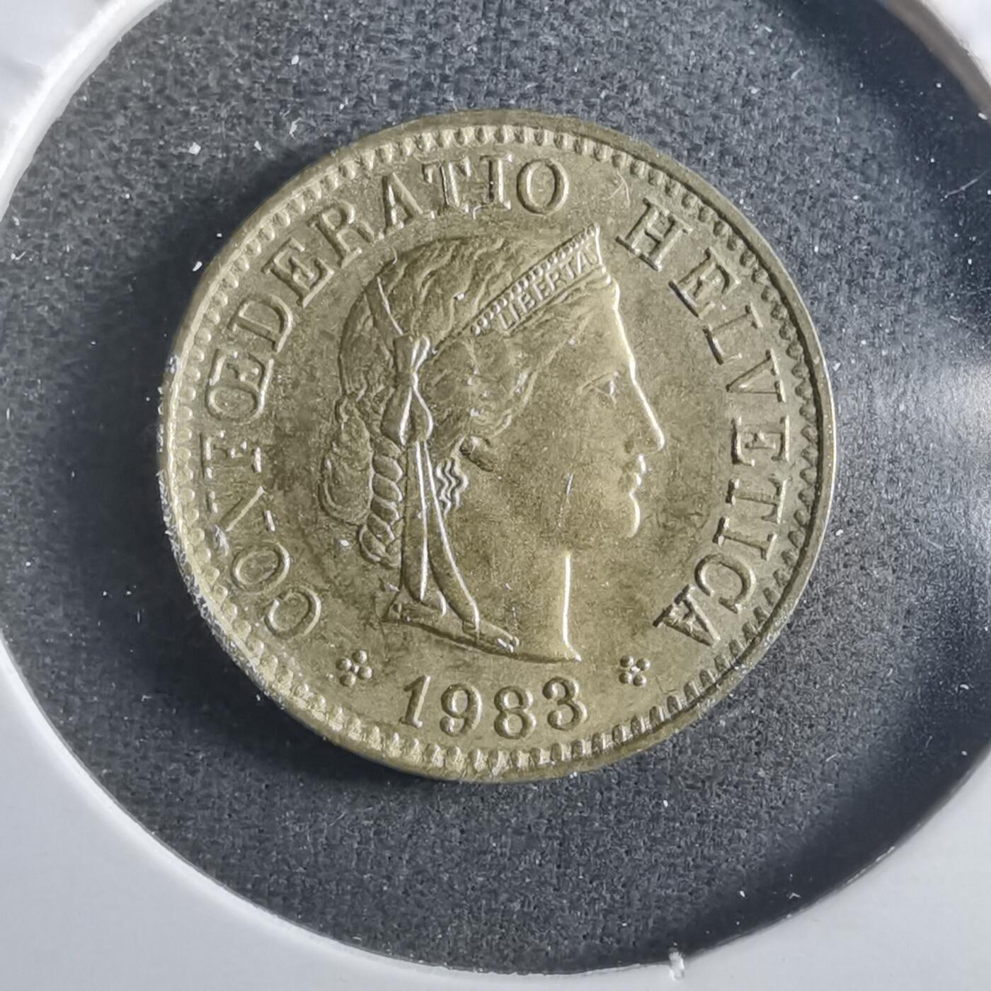 沼泽如烟--第906场 瑞士1983年五分