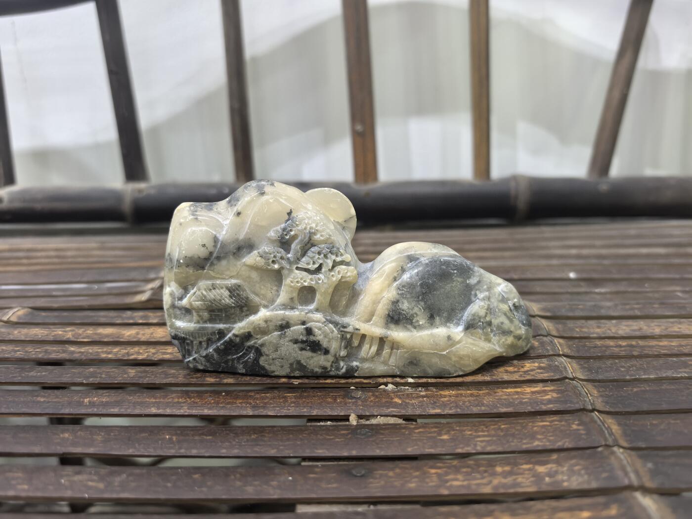 兰馨堂瓷器专场 寿山石高山水墨摆件