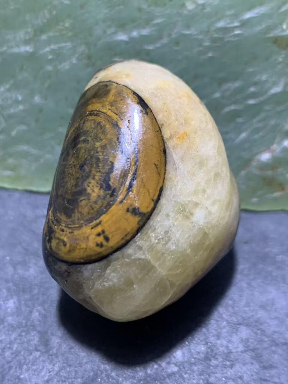 精美冰飘战国红玛瑙随形天眼原石吊坠一个