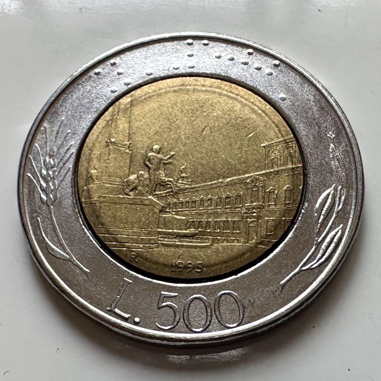 🌹外币初藏🌹🐯2025年第129场  每周二四六晚8️⃣点 接代拍 意大利1995年500里拉