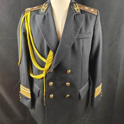 0元起拍勋章 第311期 咸鱼国勋章拍卖专场 11月19日（周日）下午6：00开始 - 保加利亚海军将官礼服上衣 胸围112 肩宽50 衣长83 袖长64