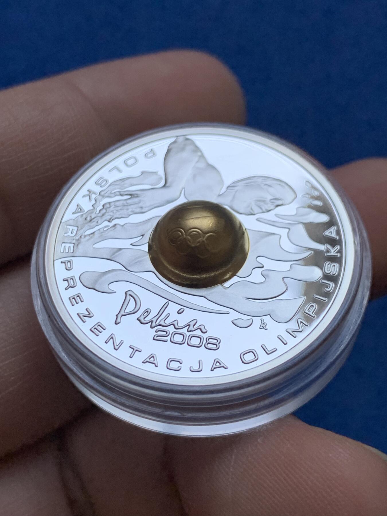 《竞宝斋》第439场 周日，周一，周二 3场连拍 （全场包邮） 波兰2008年10兹罗提精制银币 第二十九届北京奥运会（中间镀金硬铝球体）14.14克 925银