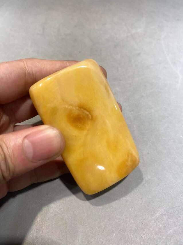 兰馨堂瓷器专场 黄蜡石摆件镇纸手把件