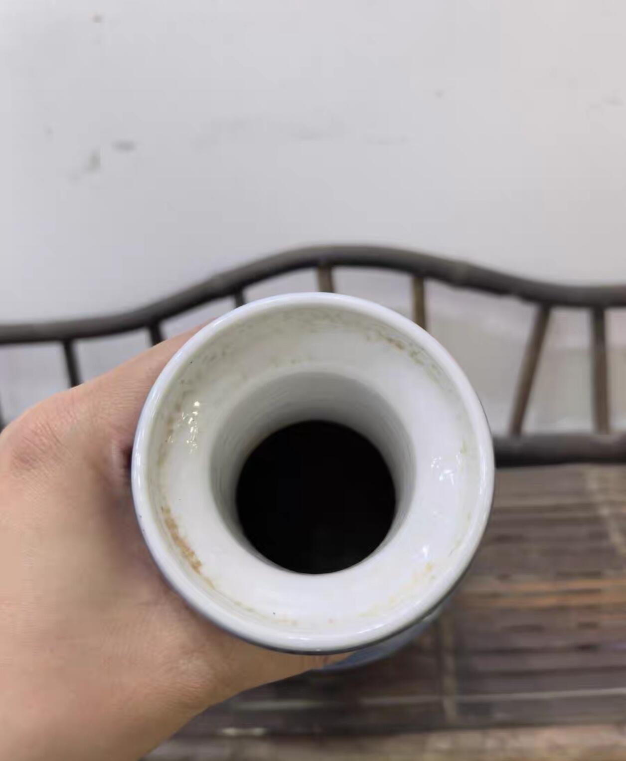 兰馨堂瓷器专场 回流宝石蓝釉浮雕富贵满堂棒槌瓶摆件百福 