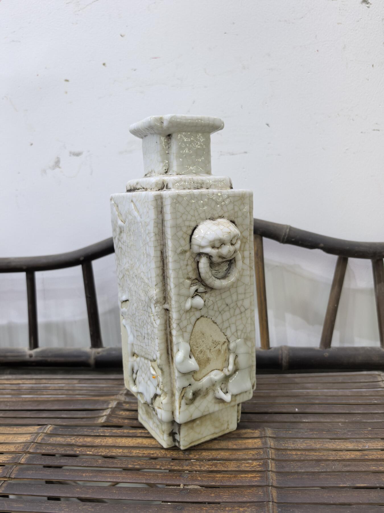 兰馨堂瓷器专场 清代哥釉开碎片瓷四方瓶