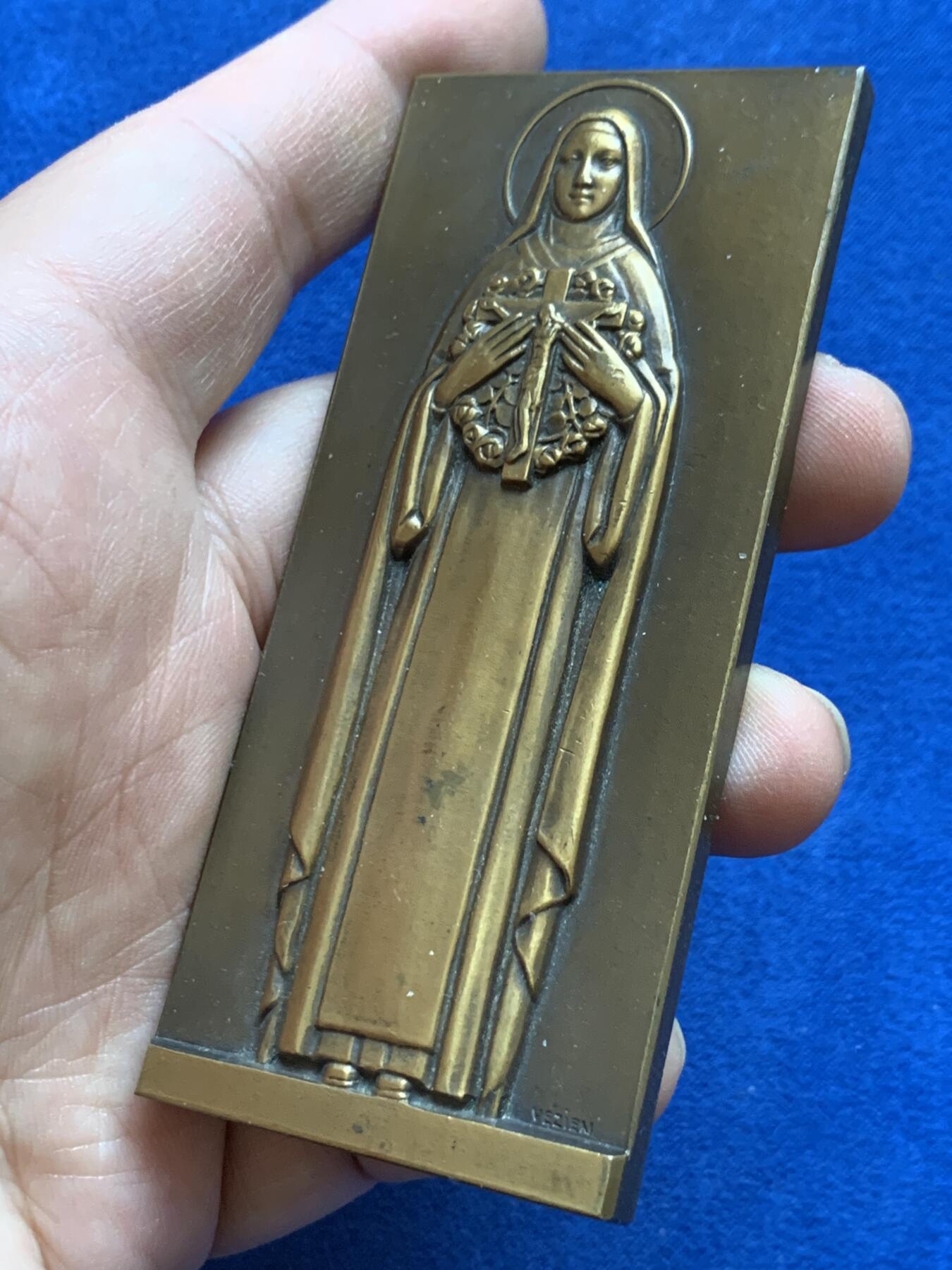 《竞宝斋》第439场 周日，周一，周二 3场连拍 （全场包邮） 名家皮埃尔·勒鲁瓦作 1930年册封圣徒典礼纪念铜章 150.3克 40.8*91.8mm 丰饶角铜标