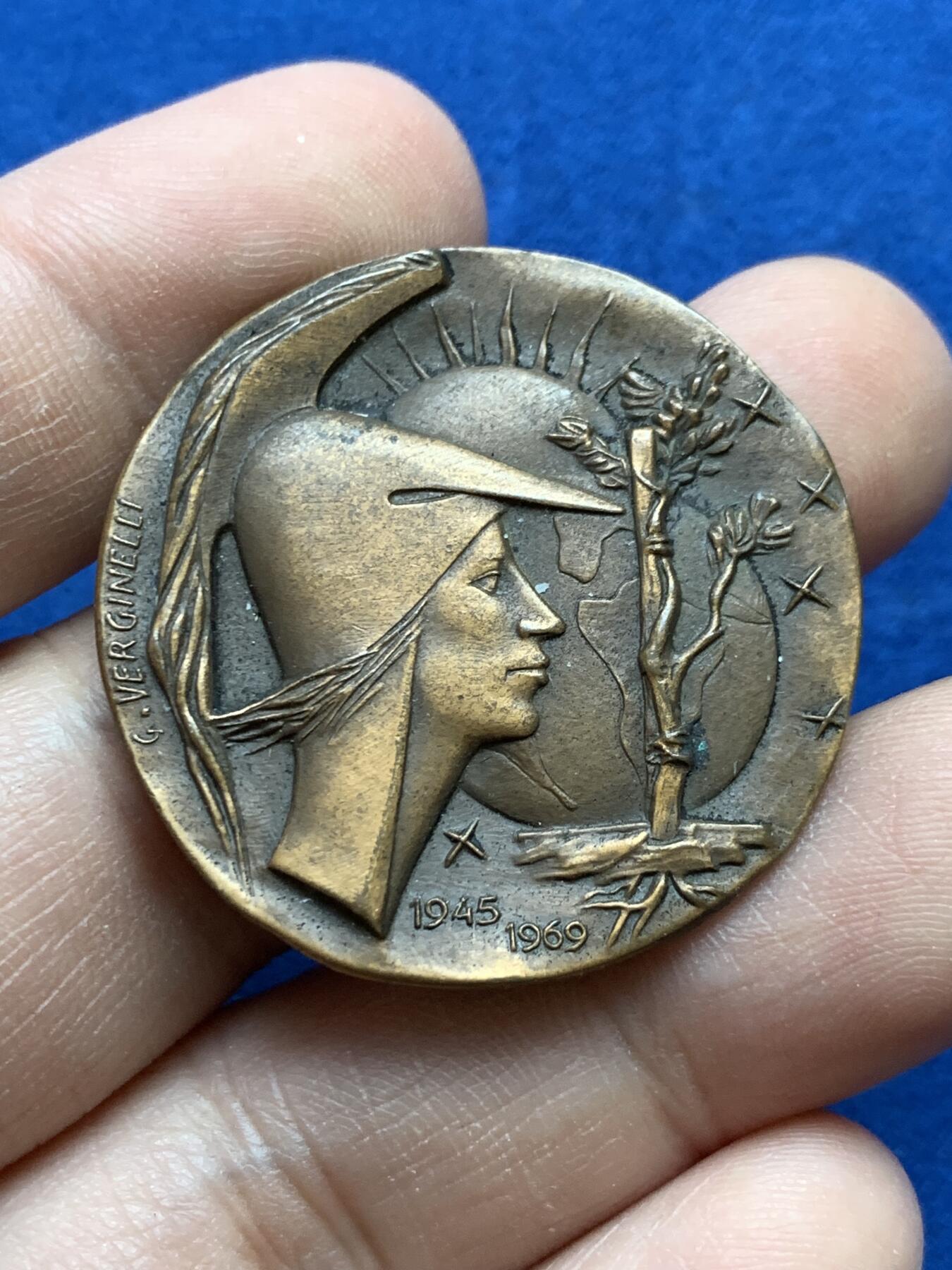 《竞宝斋》第439场 周日，周一，周二 3场连拍 （全场包邮） 意大利那不勒斯地区医学纪念章 17克 39.7mm