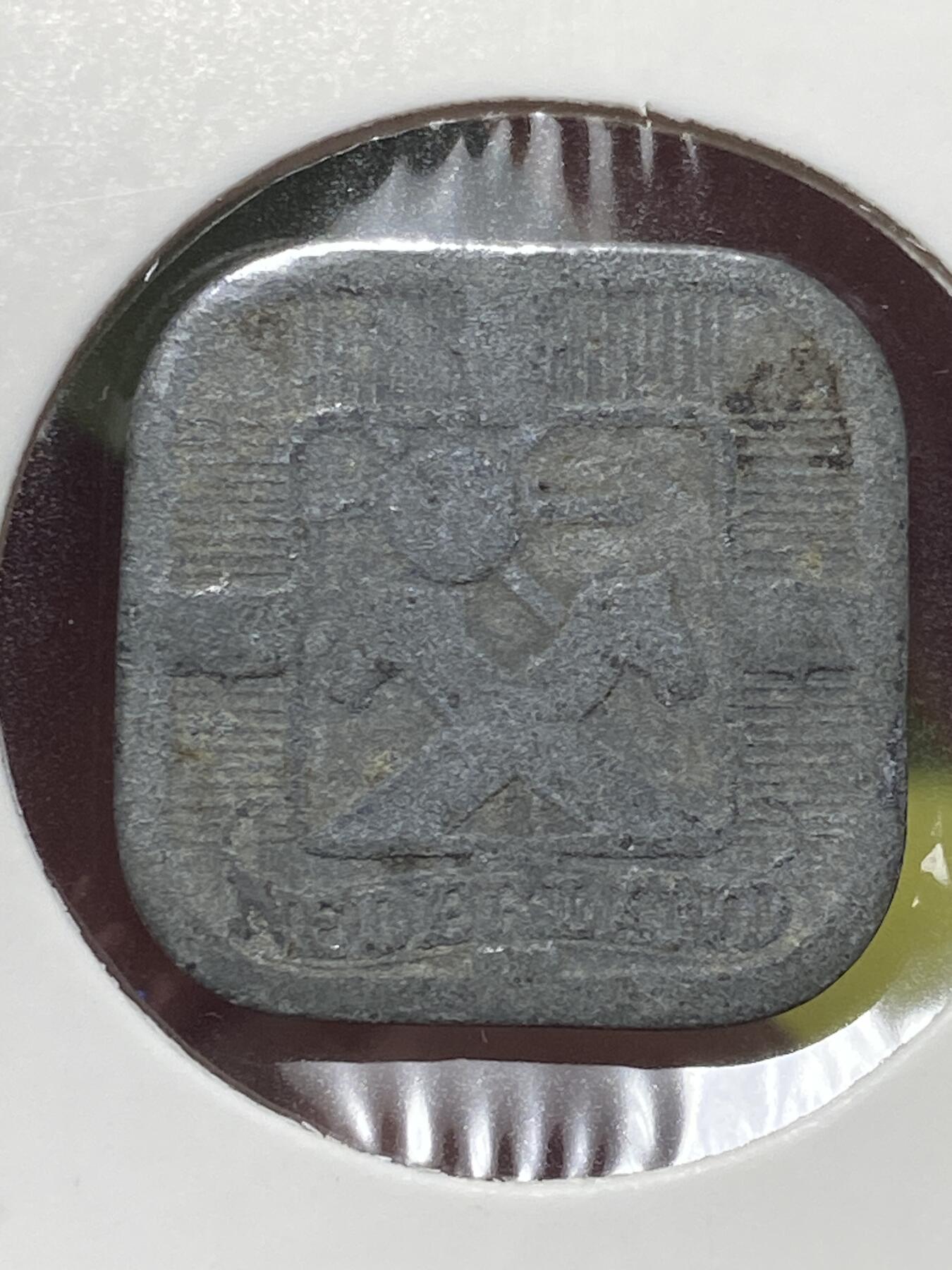 2025年第一百三十场(总第一百五十六场）外国好品纸夹散币场(免佣金) 少见–荷兰🇳🇱1941年5分锌币(威廉明娜女王，二战德国占领时期)