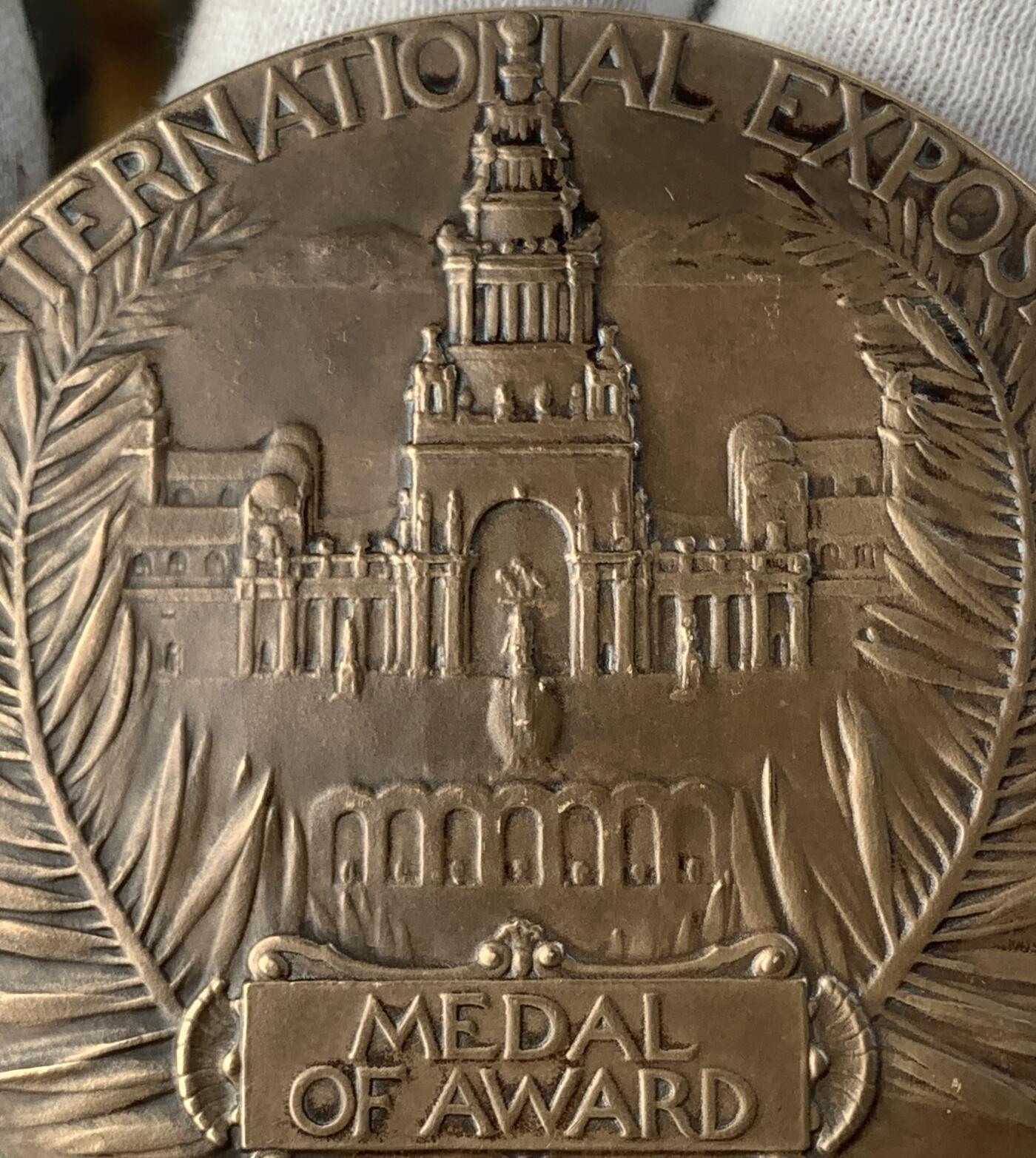 掌中浮雕-藏着的欧洲第042场 1915年美国巴拿马-太平洋万国博览会奖章，70mm，历史名章，热门品种