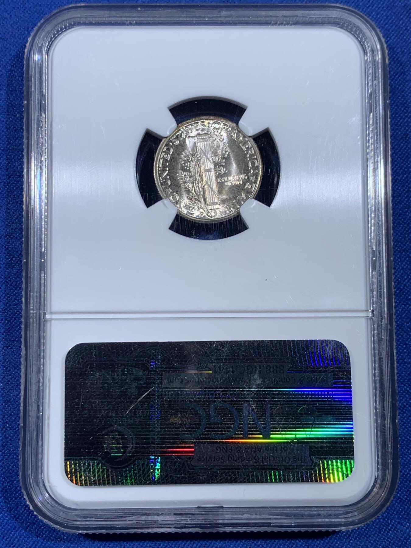 《竞宝斋》第439场 周日，周一，周二 3场连拍 （全场包邮） NGC MS66 美国 1945年D版 小飞人 10美分银币