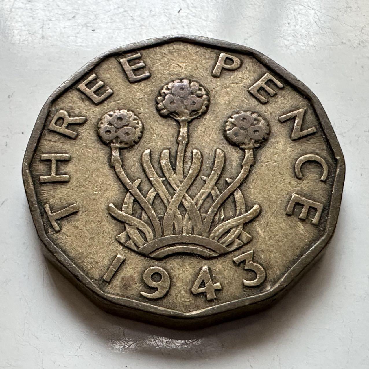 🌹外币初藏🌹🐯2025年第129场  每周二四六晚8️⃣点 接代拍 英国1943年三便士