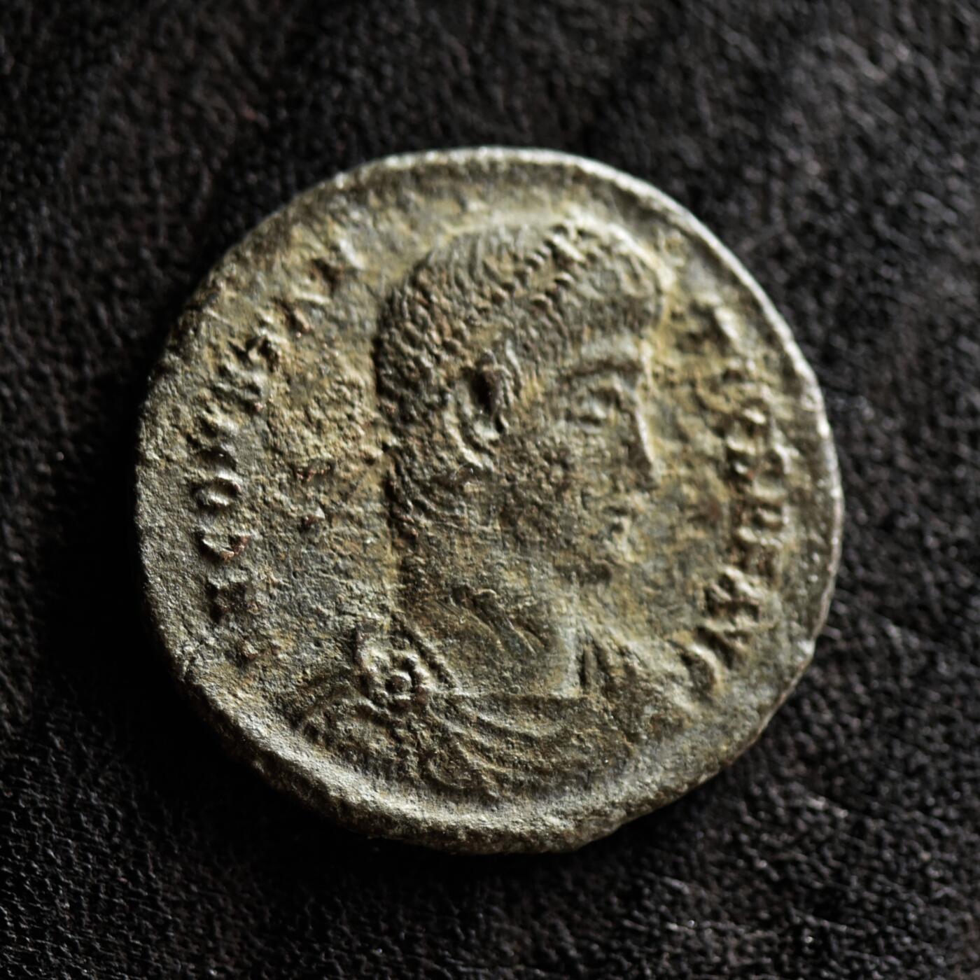 【良泉】第41期【自动场】11月27日晚19.30点开拍！86组，西方古代钱币专场 【藏家出品D】公元337-361年【古罗马】君士坦提乌斯二世“重现幸福时光”超大百分铜币，3.46克