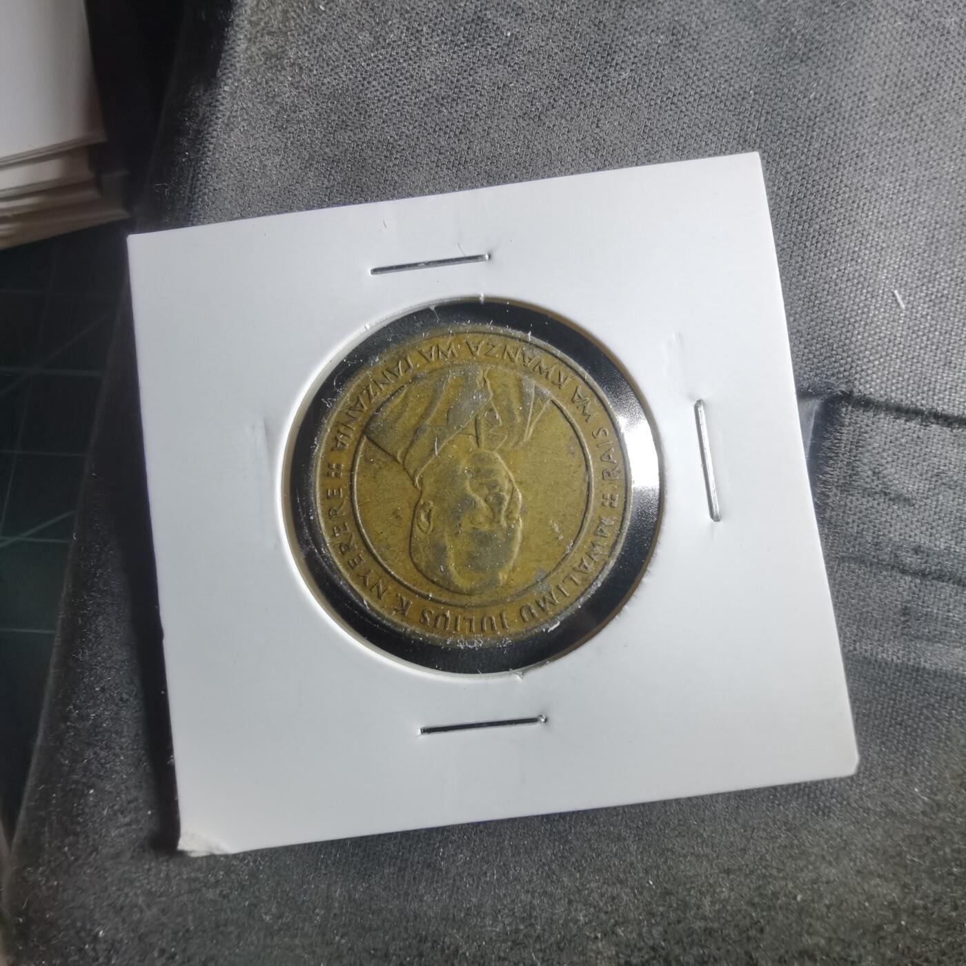 沼泽如烟--第906场 坦桑尼亚2012年100先令