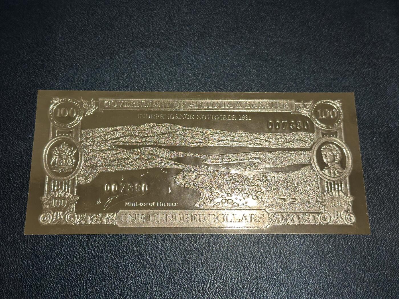 《外钞收藏家》第五百八十六期（品种丰富、精品多）（本平台长期征集拍品、欢迎藏友们联系合作） 权威纸币目录承认的可以使用的鎏金钞票安提瓜巴布达100元