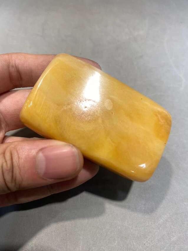 兰馨堂瓷器专场 黄蜡石摆件镇纸手把件