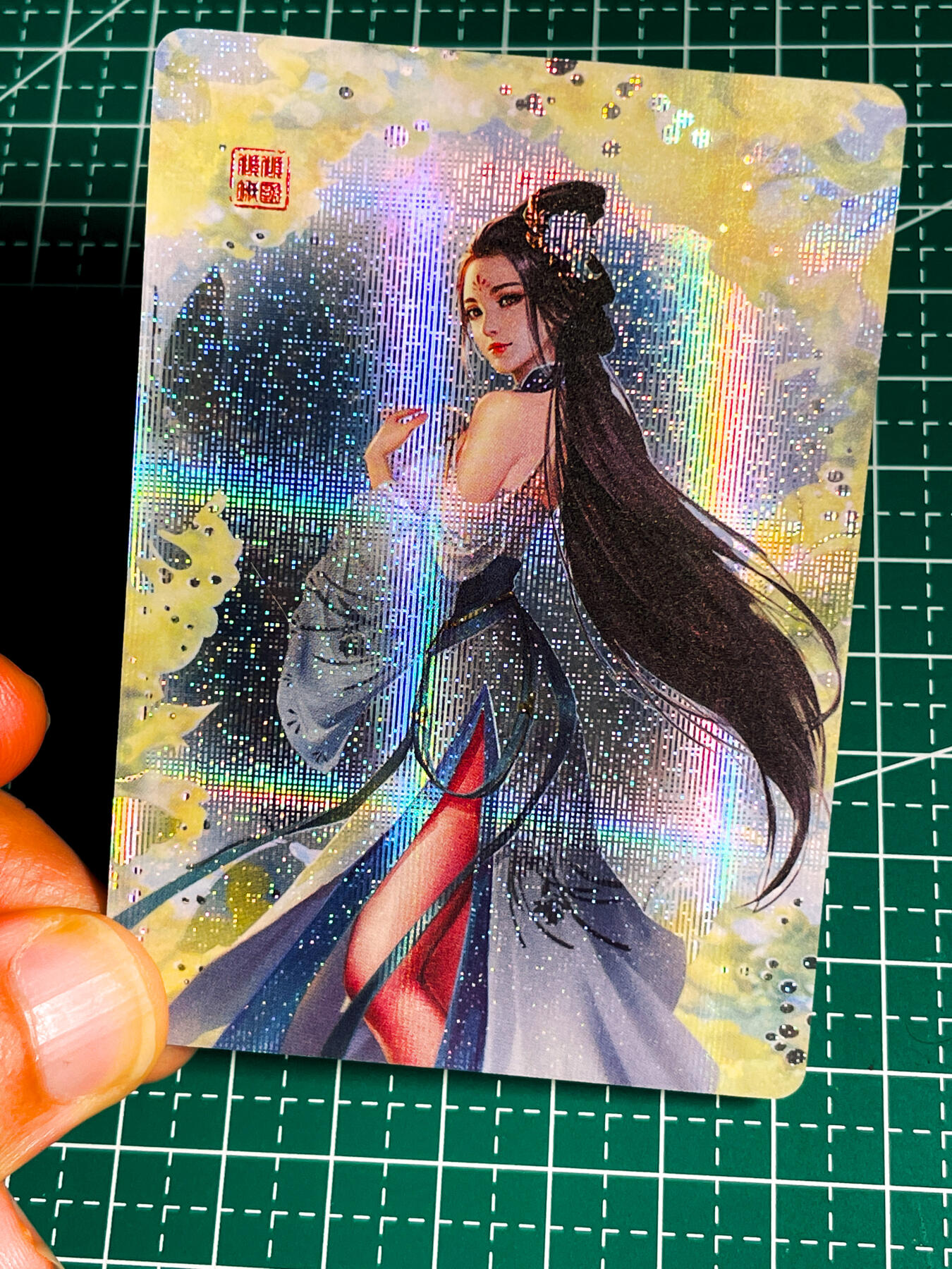 显眼宝36期 11月14日晚22:00截拍 佣金1起 可寄存～ 纱布闪卡一张 应该是鸡腿的 纱布彩闪 63*88